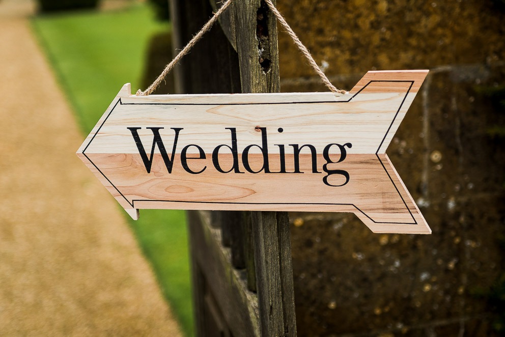Wedding sign arrow at Sulgrave Manor